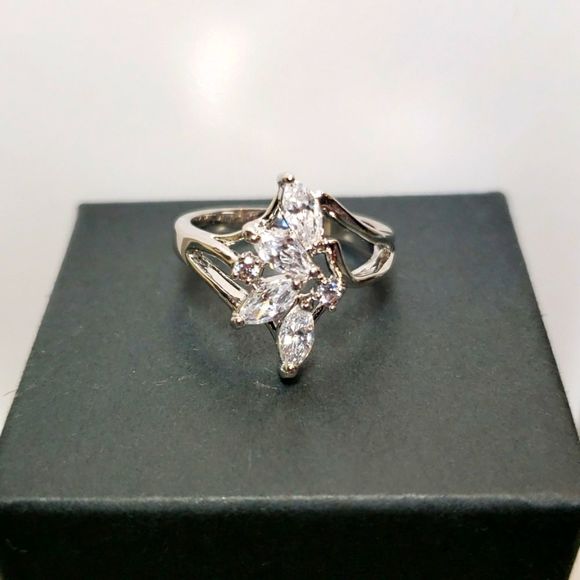 Russian Radiant Jewelry - Gorgeous floral motif "Russian Radiant" CZ rhodium plated ring in size 7.